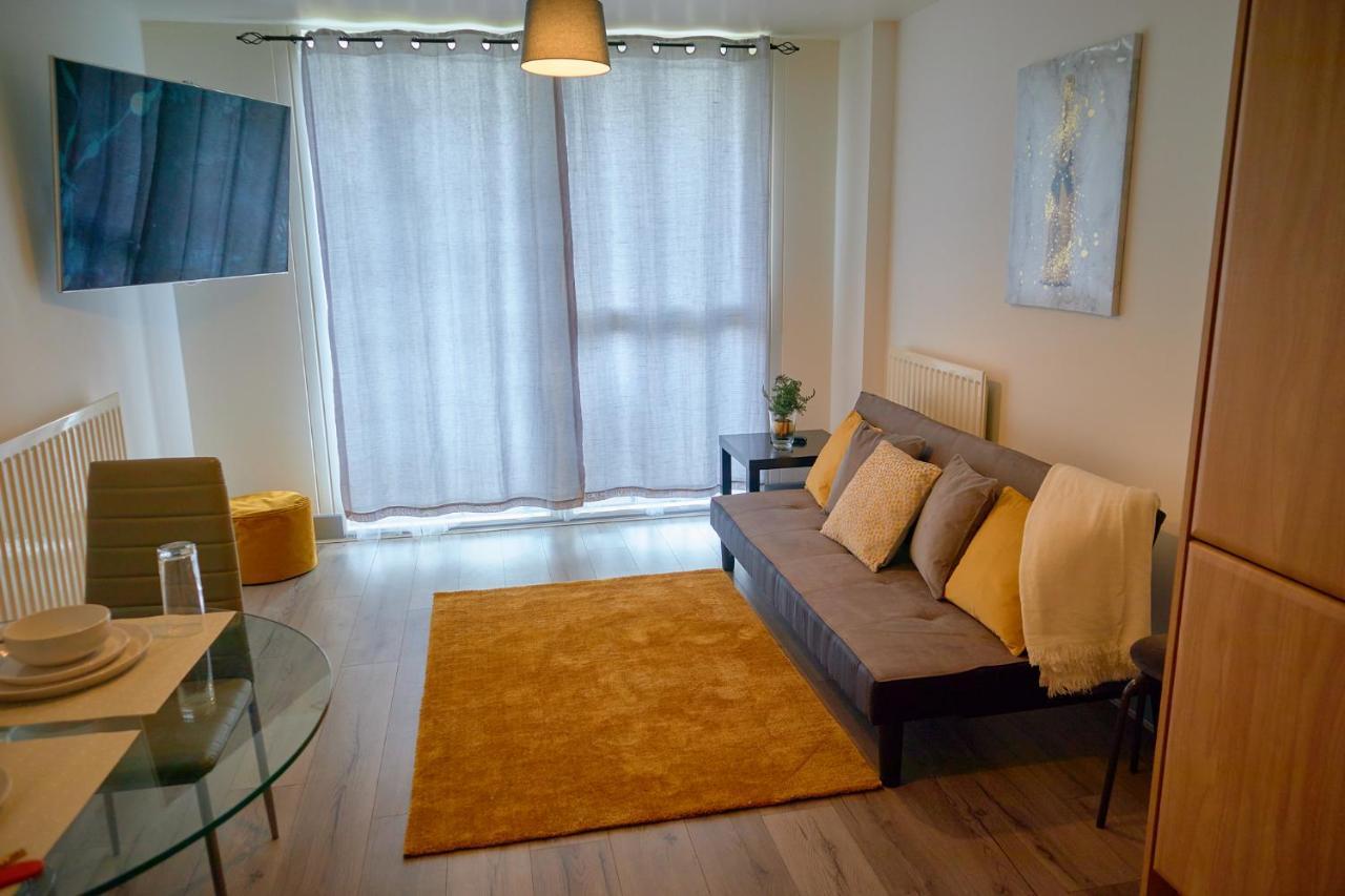 Centre Apartment *
