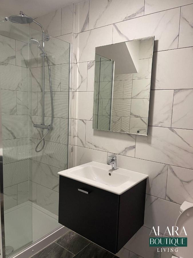 Boutique Luxury Townhouse 3 Floors Designer *