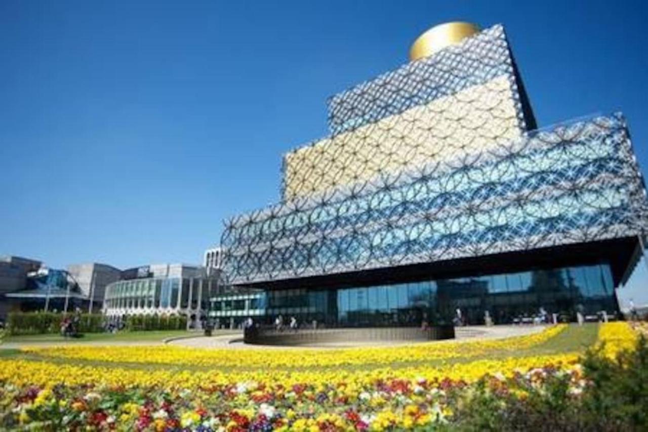 Emerald 2-bedroom Centre * Birmingham