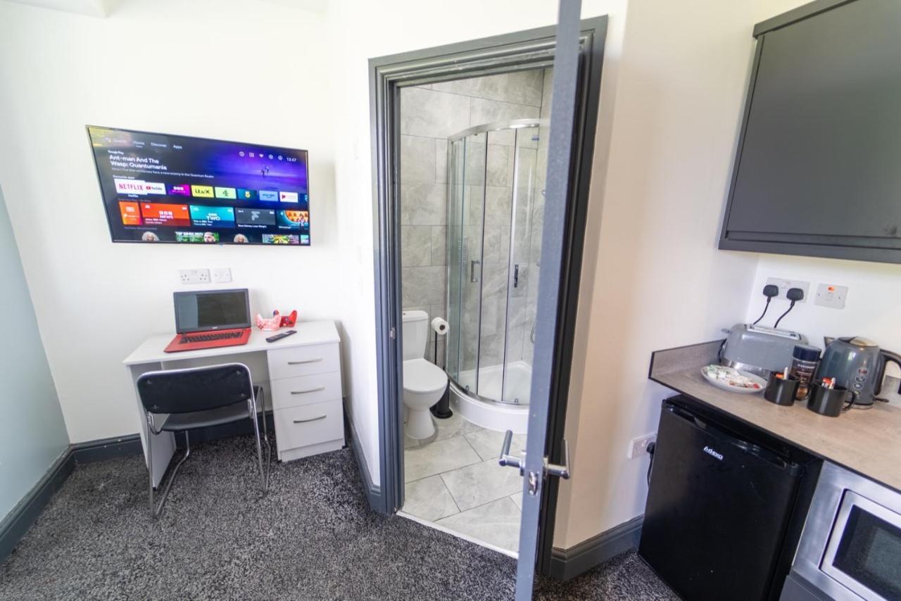 Spacious 1-bed In Apartment Birmingham