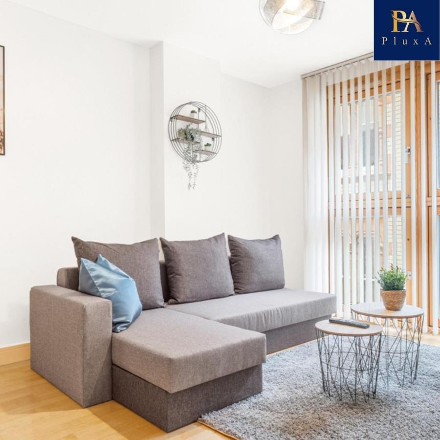 Pluxa Tealcity*** Beautiful 1 Bed Apartment Birmingham