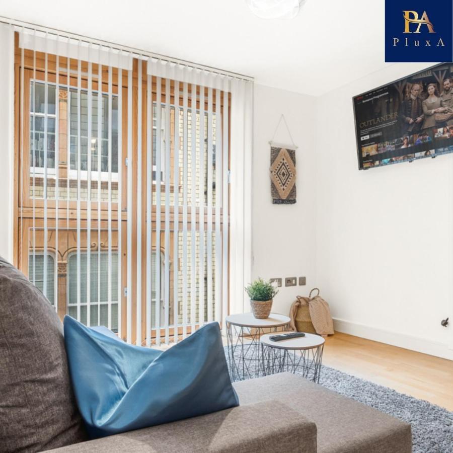 Pluxa Tealcity*** Beautiful 1 Bed *