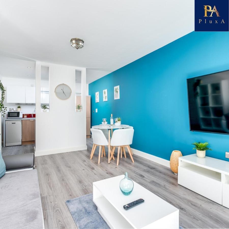 Pluxa Vivid Veranda Beautiful Centre With Free Parking * Birmingham