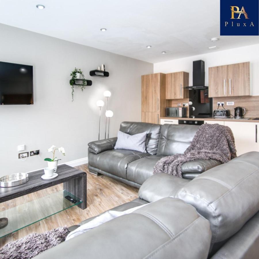 Pluxa Moonlight - Hub Serviced Apt, Free Parking ,prime Location Birmingham