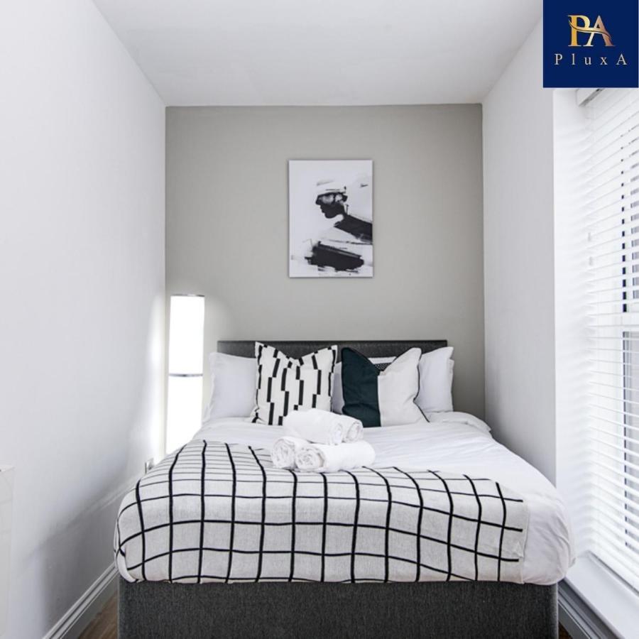 Pluxa Moonlight - Hub Serviced Apt, Free Parking ,prime Location Apartment *