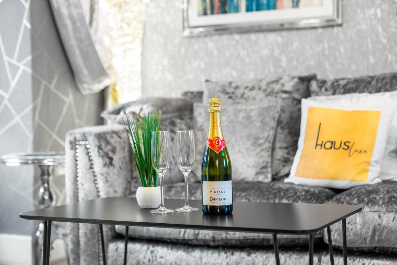Luxury Centre - Parking - Smart Tv - Wifi - Intercom