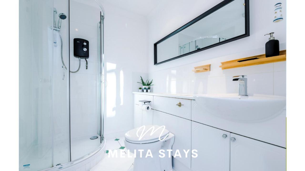 Spacious And Stylish 2 Bedroom Birmingham