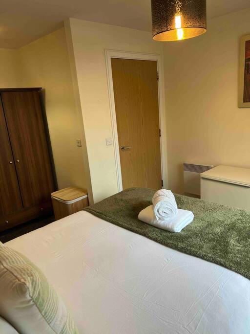 Apartment Stylish One Bedroom In Centre *