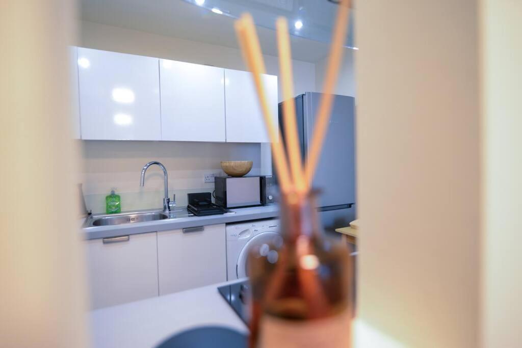 Stylish One Bedroom In Centre Apartment Birmingham