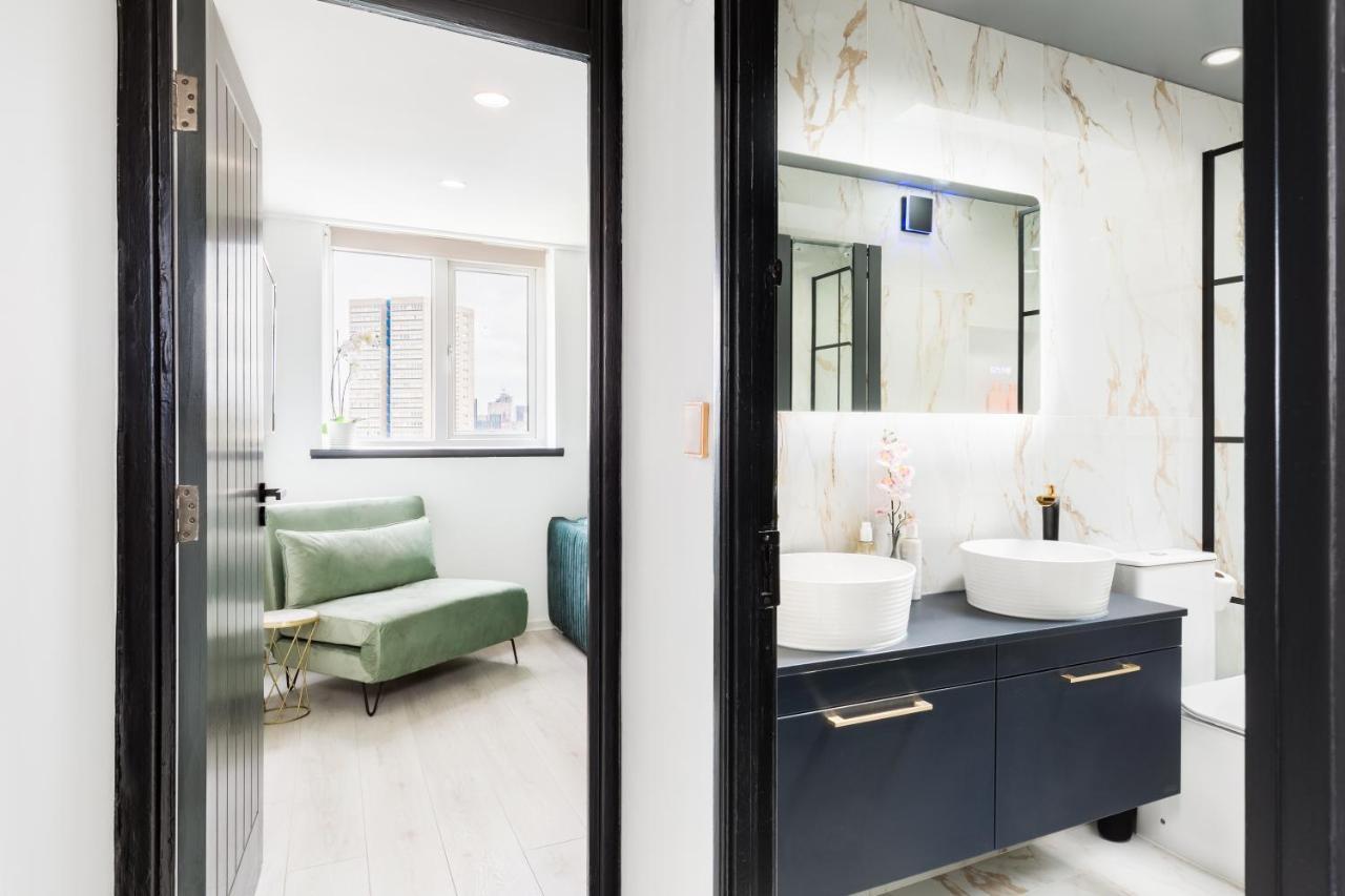 Deluxe Apartment *
