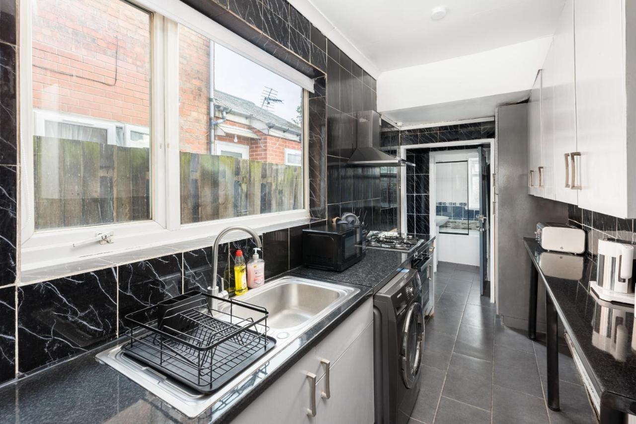 Fifth Ave House Apartment *