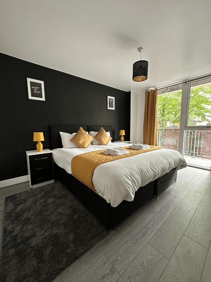 Parking - Couples - Centre - Sleeps 4 - Apartment