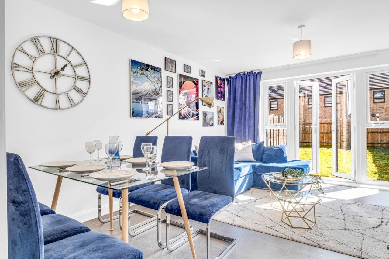 Centre 3 Bedroom House - Family & Business - Demha Nights Villa *