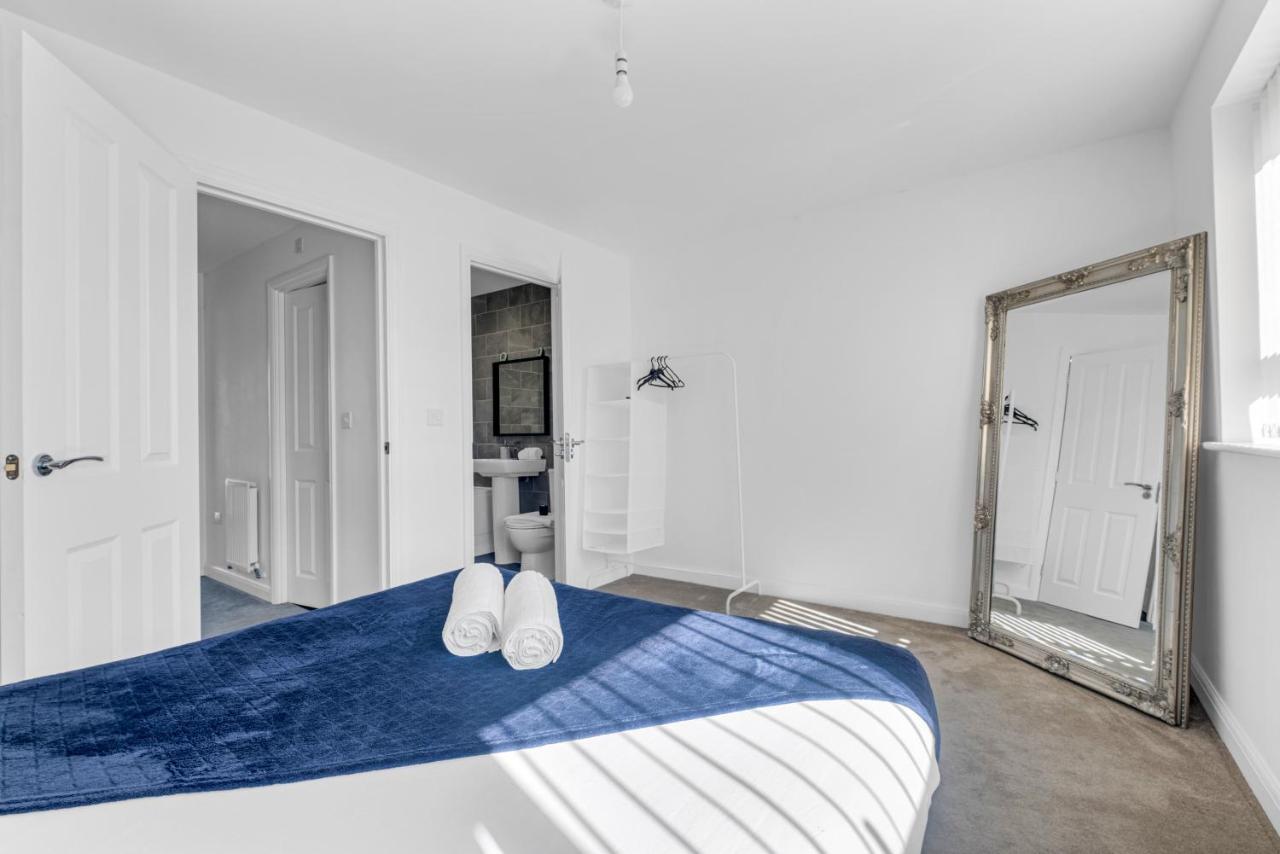 Villa Centre 3 Bedroom House - Family & Business - Demha Nights *