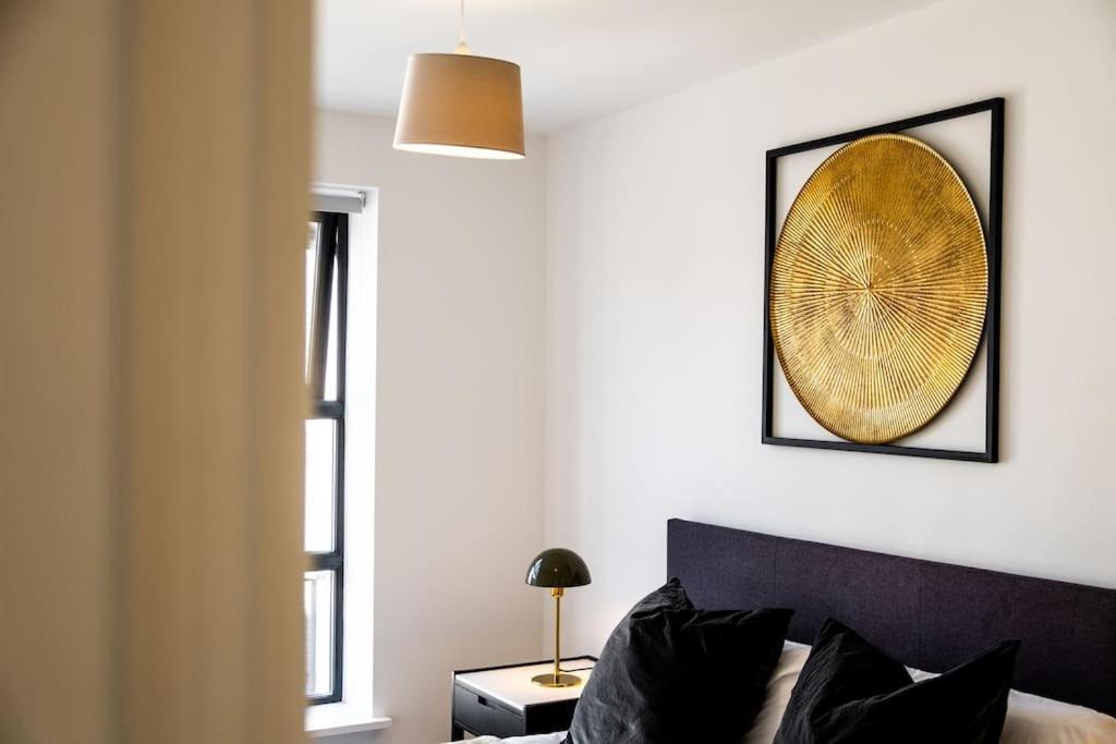 Lovely Two Bedroom Located Centrally