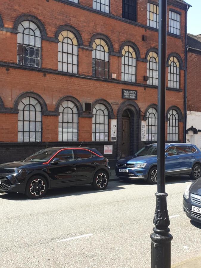Apartment Platinum Birmingham- Free Secure Parking- Fast Fibre Wi-fi