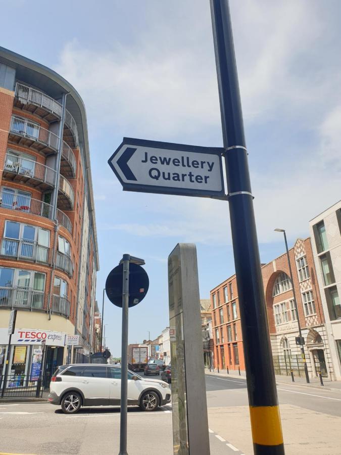 Platinum Birmingham- Free Secure Parking- Fast Fibre Wi-fi * Birmingham