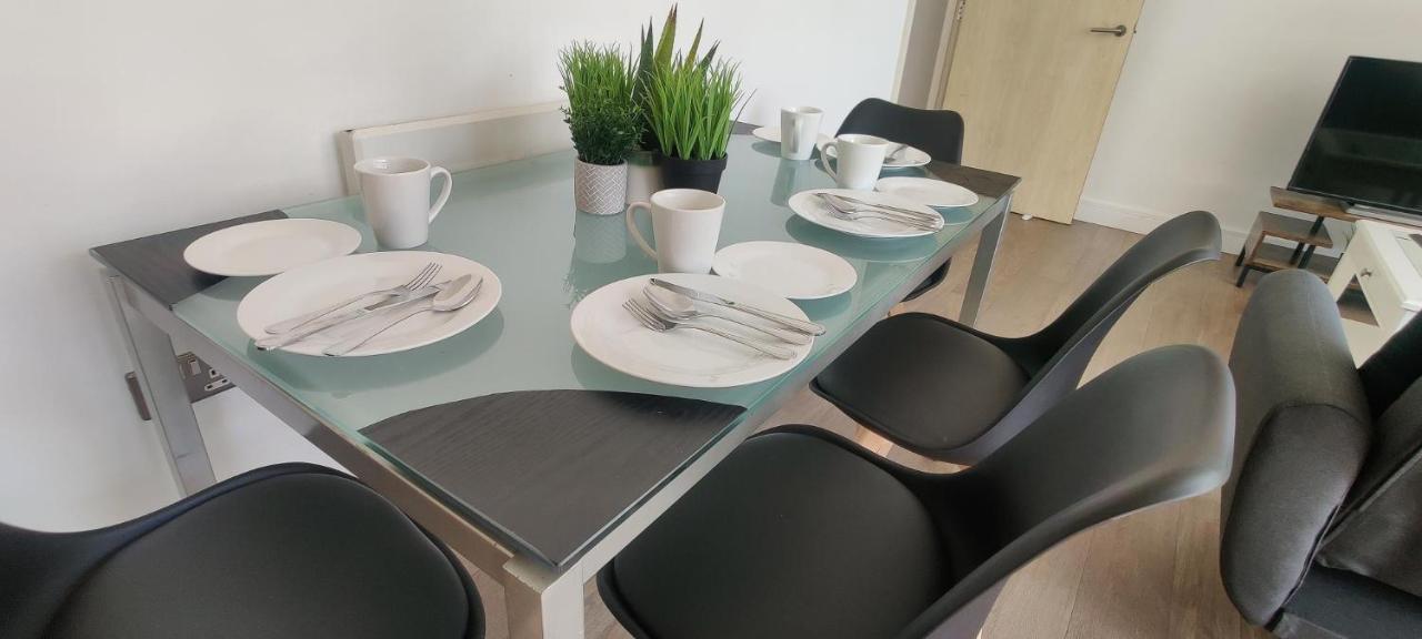 Prime Location Stunning Floor-to-ceiling Windows * Birmingham