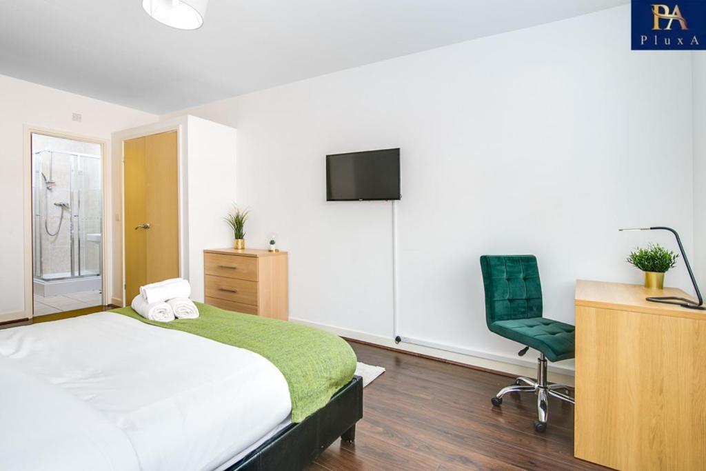 Pluxa Velvet - Center's Lavish Walk To Transit Apartment Birmingham