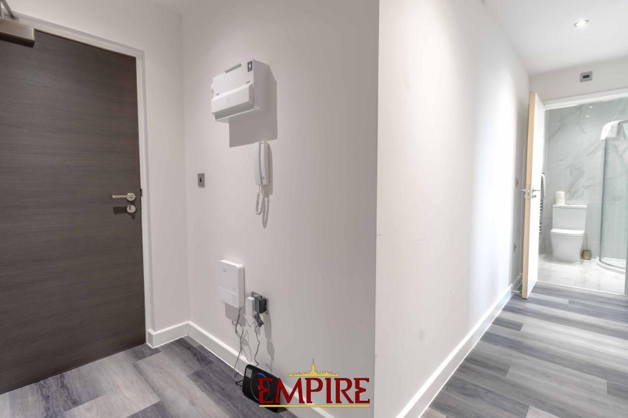 Modern 1 Bedroom 5mins From The Nec! Apartment *