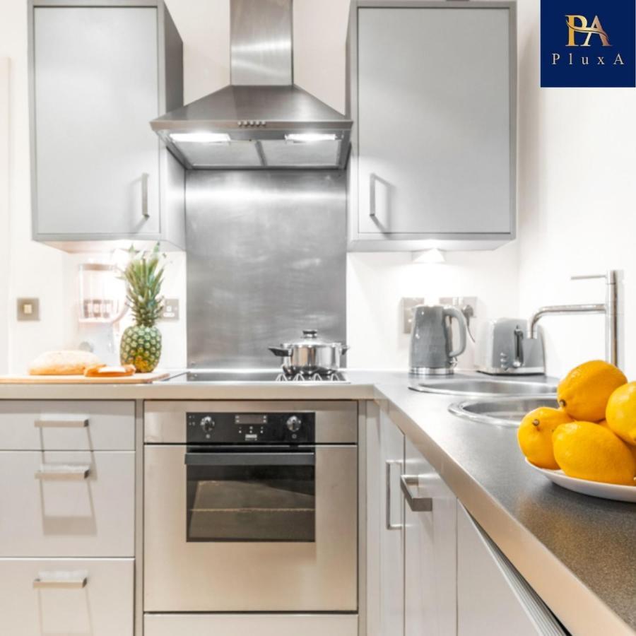 Apartment Pluxa Tealcity*** Beautiful 1 Bed