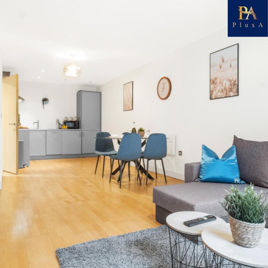 Apartment Pluxa Tealcity*** Beautiful 1 Bed Birmingham