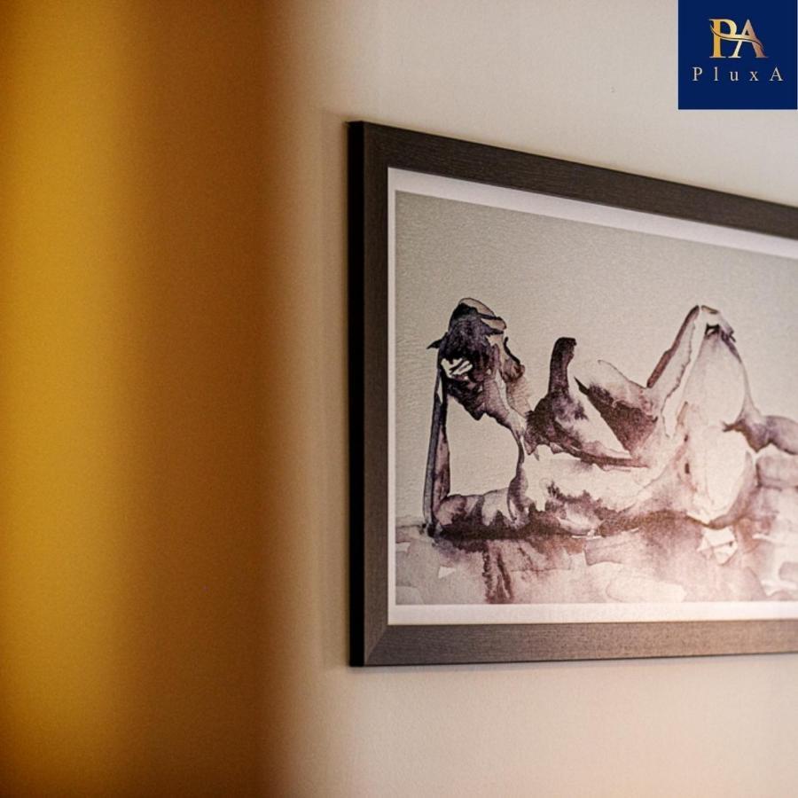 Peaceful Serviced - Pluxa The Zen Apartment