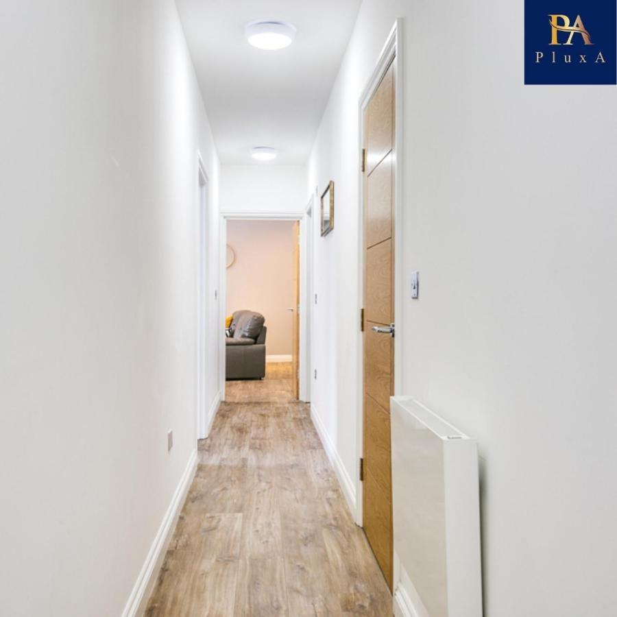 Pluxa The Hideaway - Fully Private Serviced & Parking * Birmingham