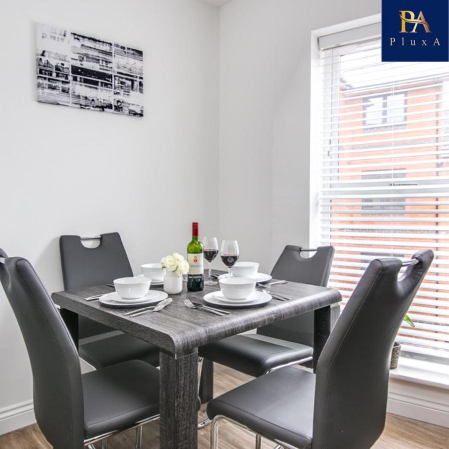 Pluxa Moonlight - Hub Serviced Apt, Free Parking ,prime Location Apartment Birmingham