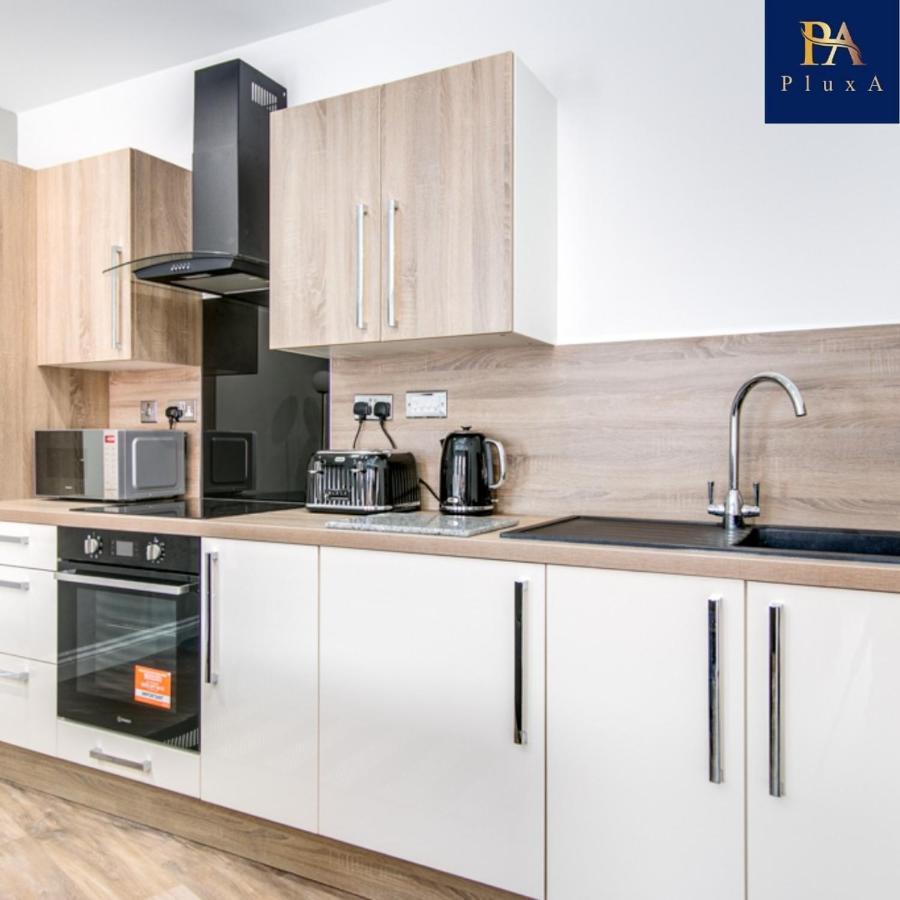 Apartment Pluxa Moonlight - Hub Serviced Apt, Free Parking ,prime Location