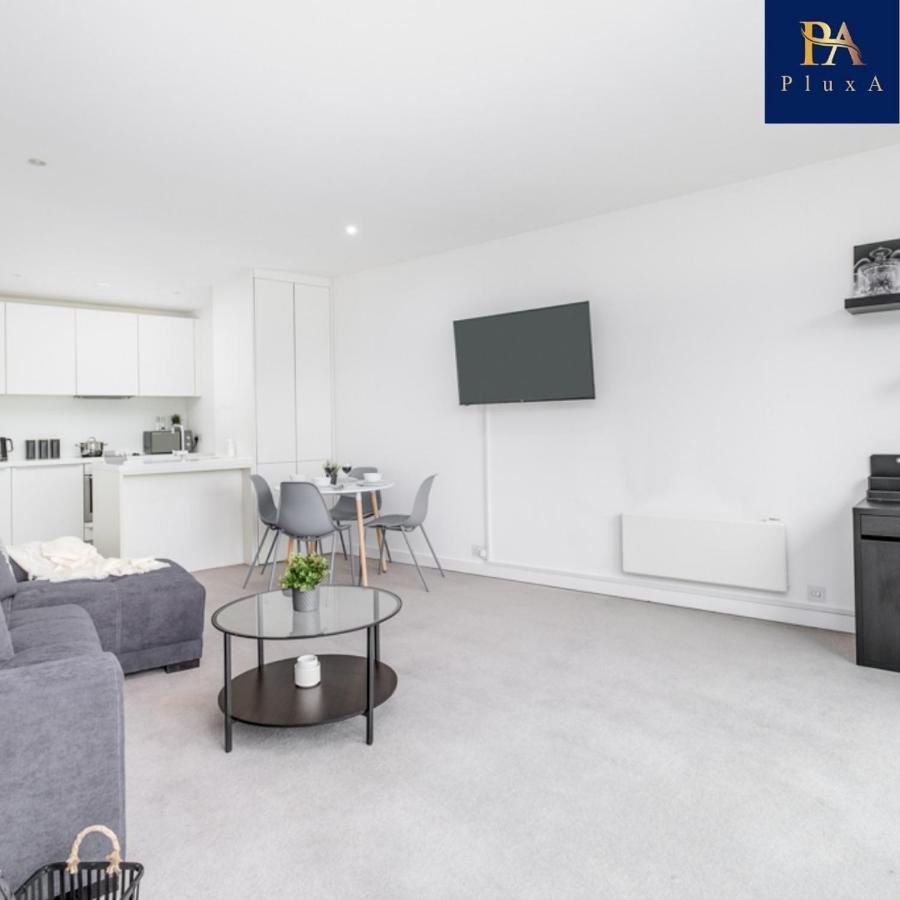 Pluxa Grand Plaza Iconic Views Apartment Birmingham