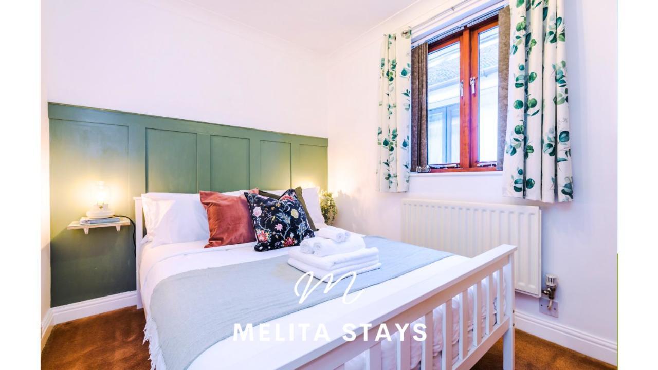 Spacious And Stylish 2 Bedroom Birmingham