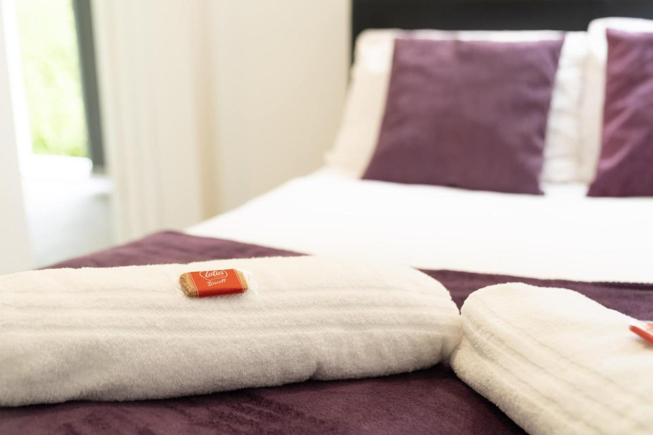Amethyst Delightful In Moseley Mews, By Staystaycations Apartment *