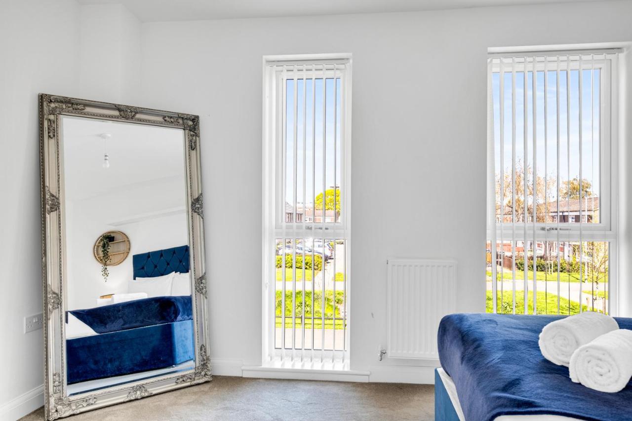 Centre 3 Bedroom House - Family & Business - Demha Nights Villa Birmingham
