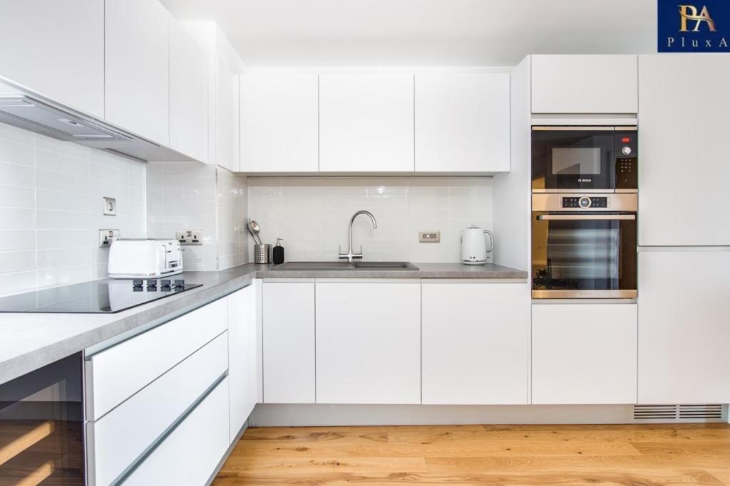 Apartment Pluxa Lavish Escape Classy City Centre Birmingham