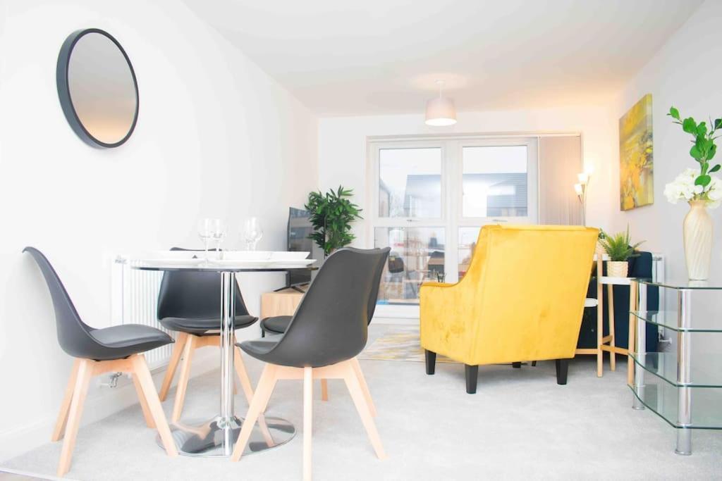 Exoticstay Apartments: Luxe City Centre Smart Birmingham
