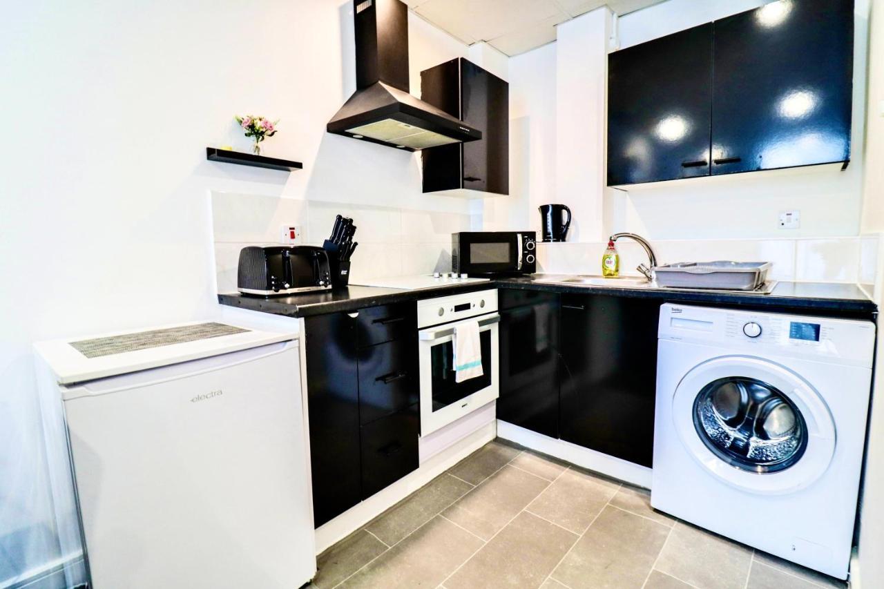 Brindley Place - Utilita Arena, Sea Life Centre, Legoland! Free Wifi! Apartment