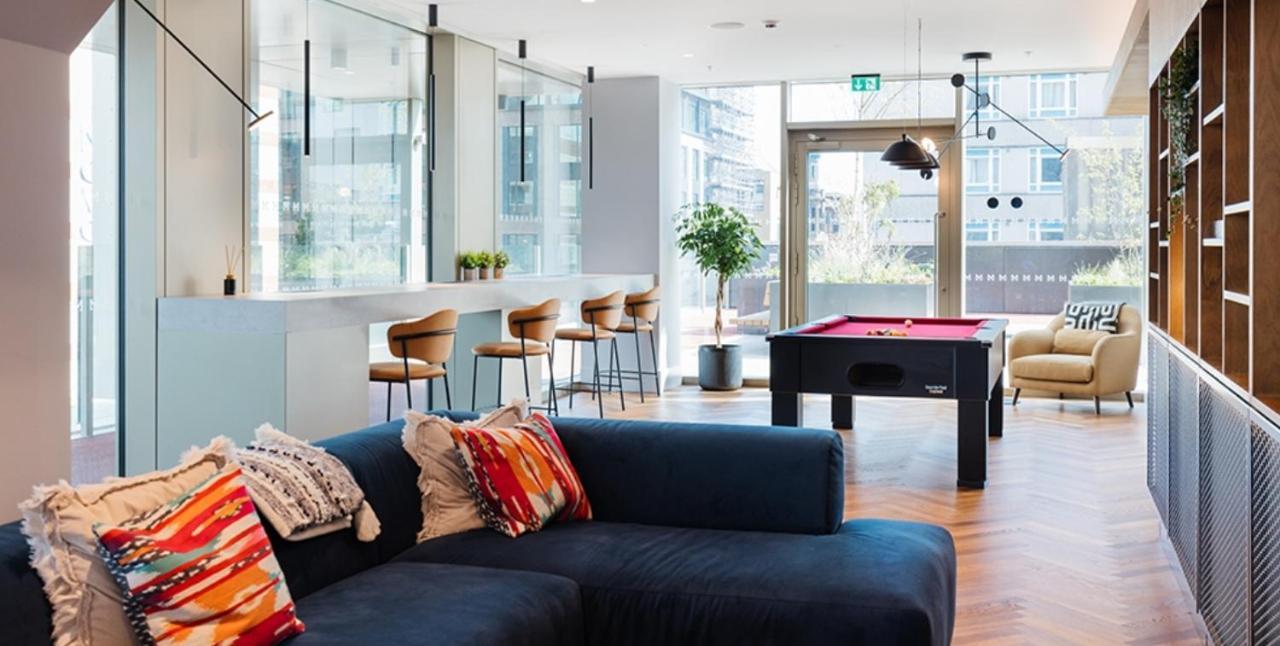 The Mercian - 3bdr Luxury Penthouse -24 Hr Gym - Private Terrace Birmingham