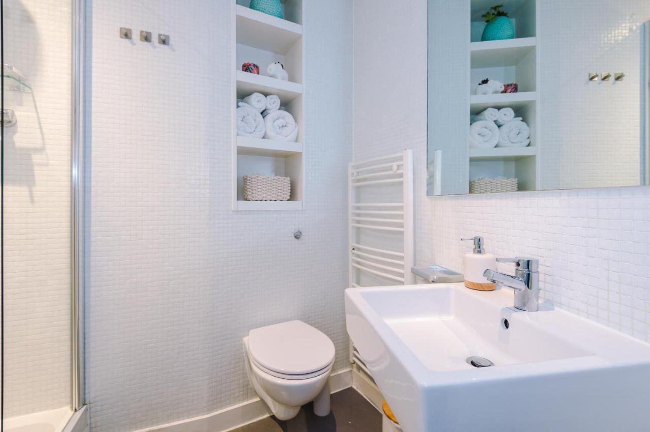 Luxury Centre Panorama: Professional's Haven Apartment Birmingham