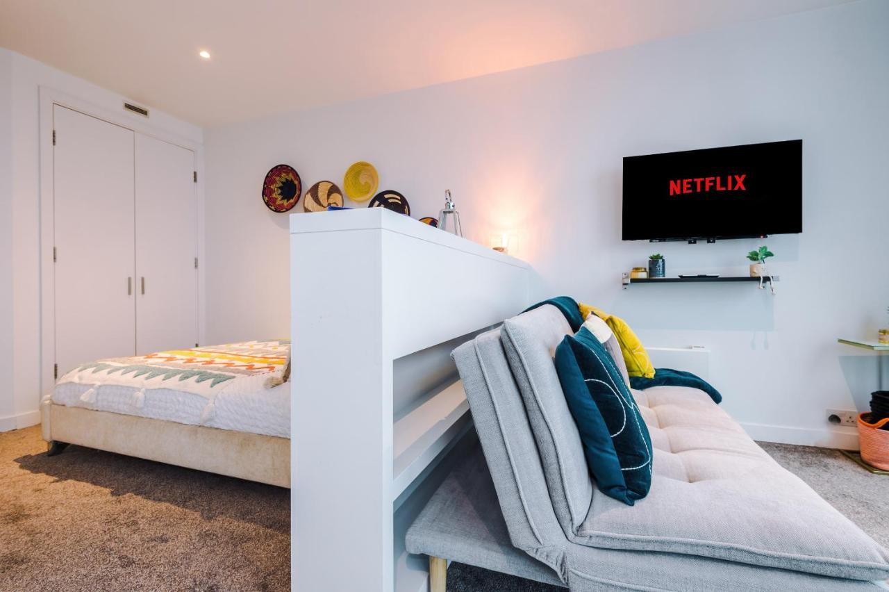 Luxury Centre Panorama: Professional's Haven Birmingham