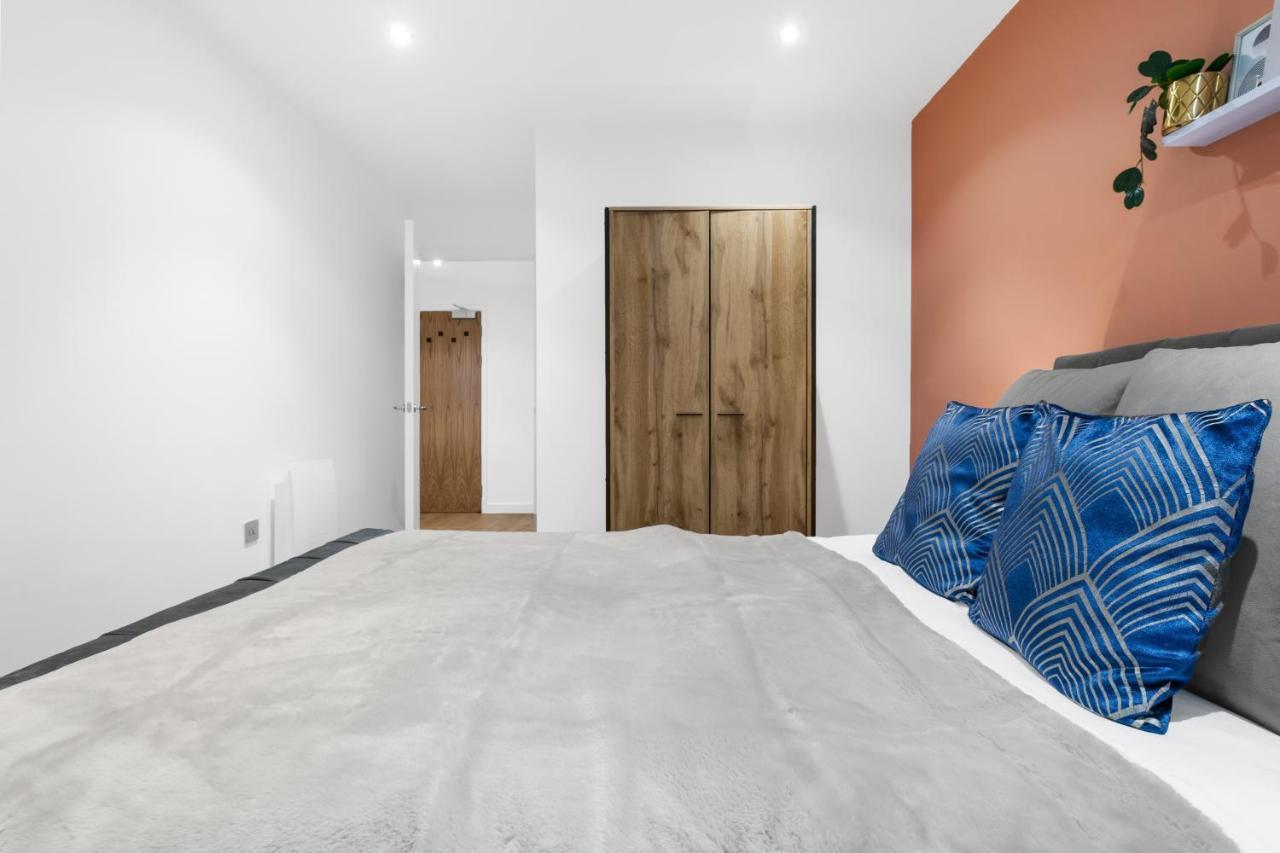 Exoticstay • New Build • Stylish 1-bedroom In The Centre • Wifi & Netflix • Self Check-in * Birmingham