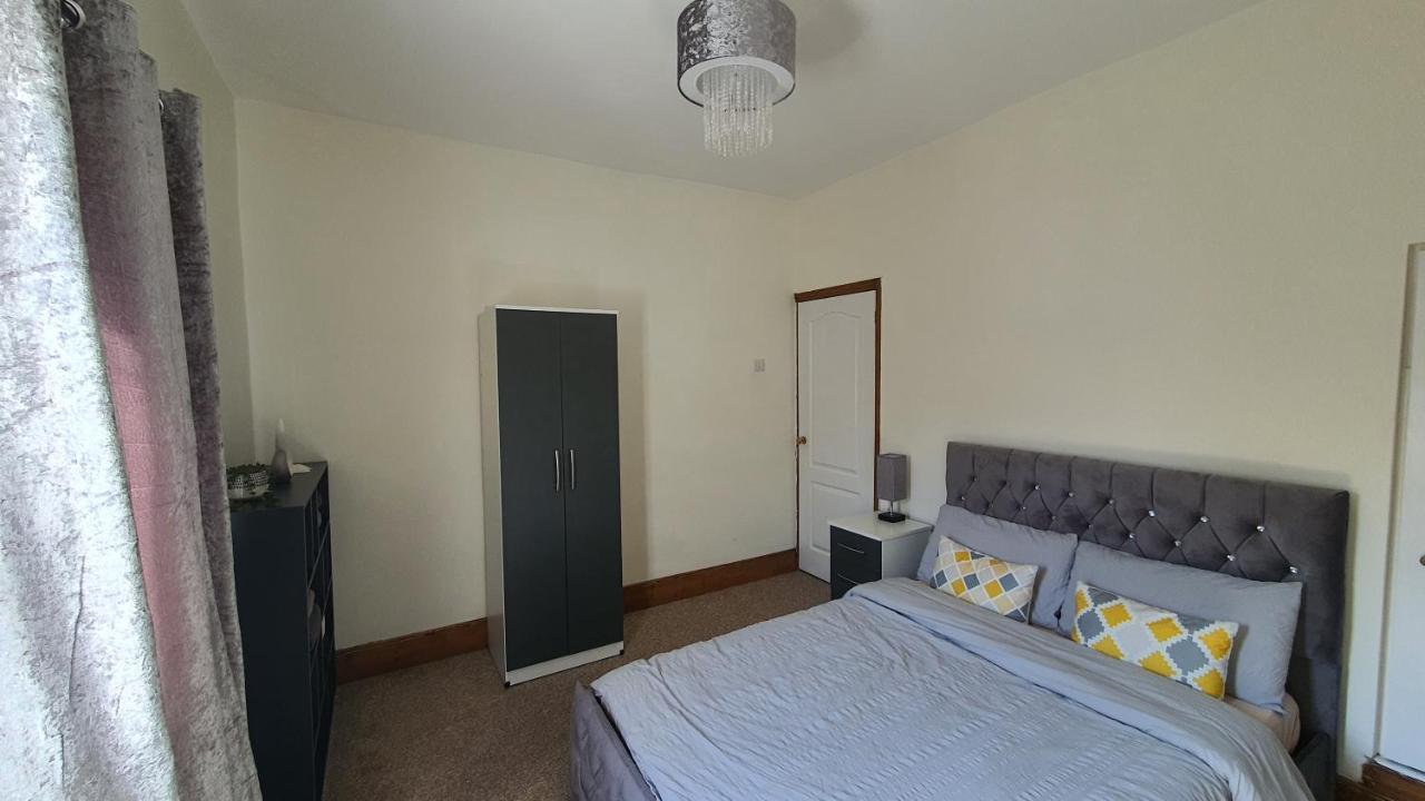 Spacious 2 Bedroom In Birmingham