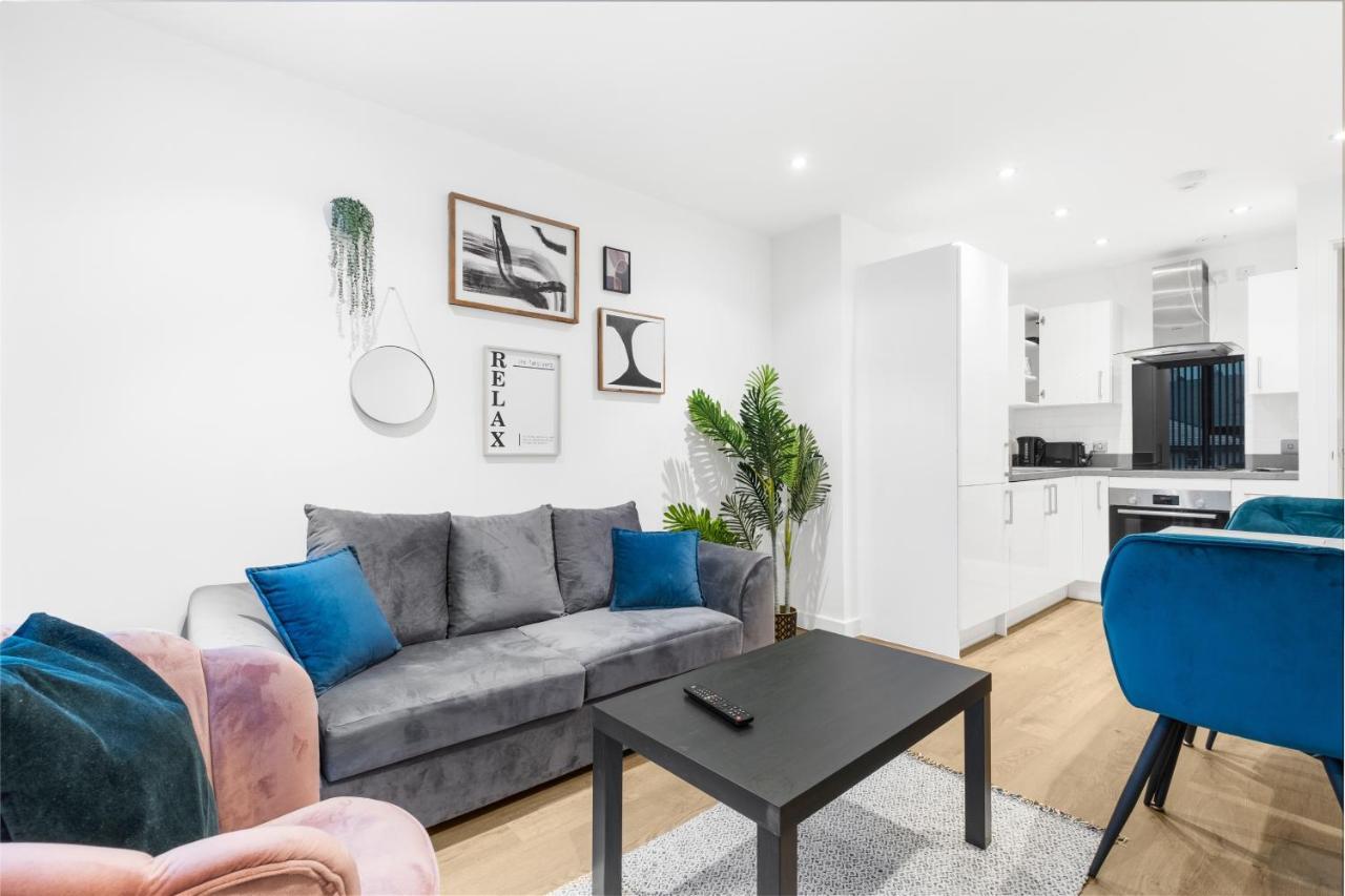Exoticstay • New Build • Stylish 1-bedroom In The Centre • Wifi & Netflix • Self Check-in Apartment