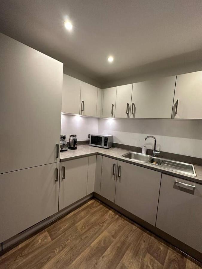 Modern 1-bed In Apartment Birmingham
