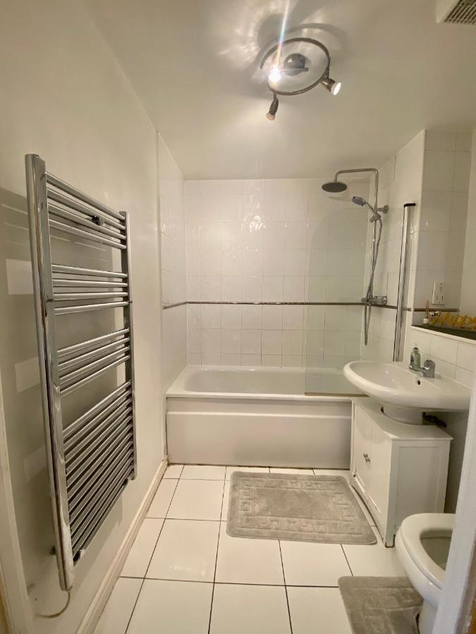 Apartment Holliday Street - One Bedroom - Stunning Balcony