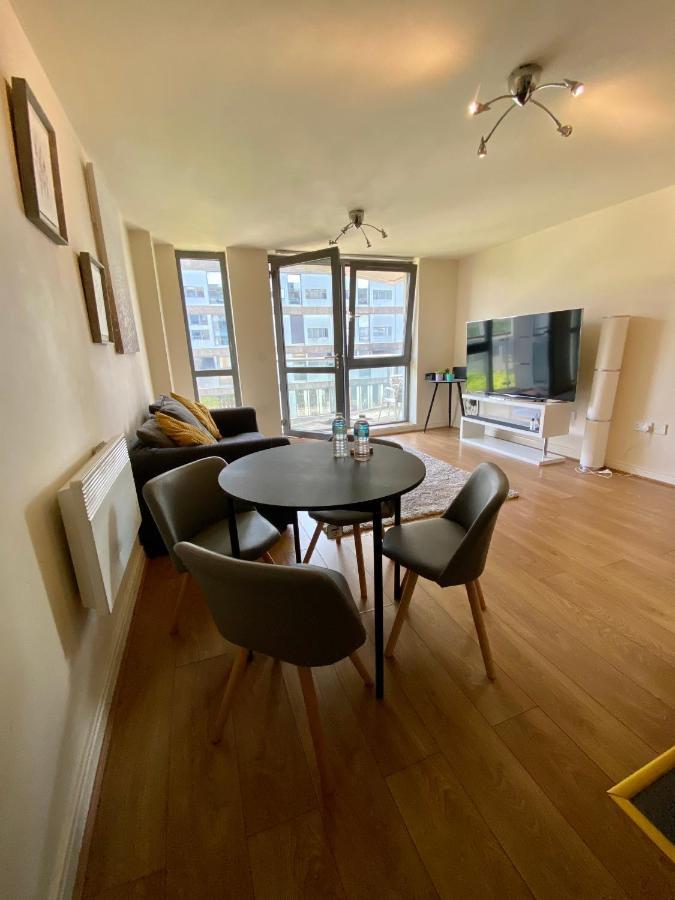 Apartment Holliday Street - One Bedroom - Stunning Balcony *