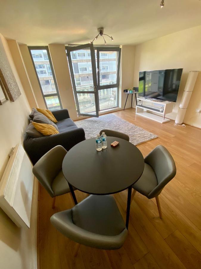 Holliday Street - One Bedroom - Stunning Balcony Birmingham