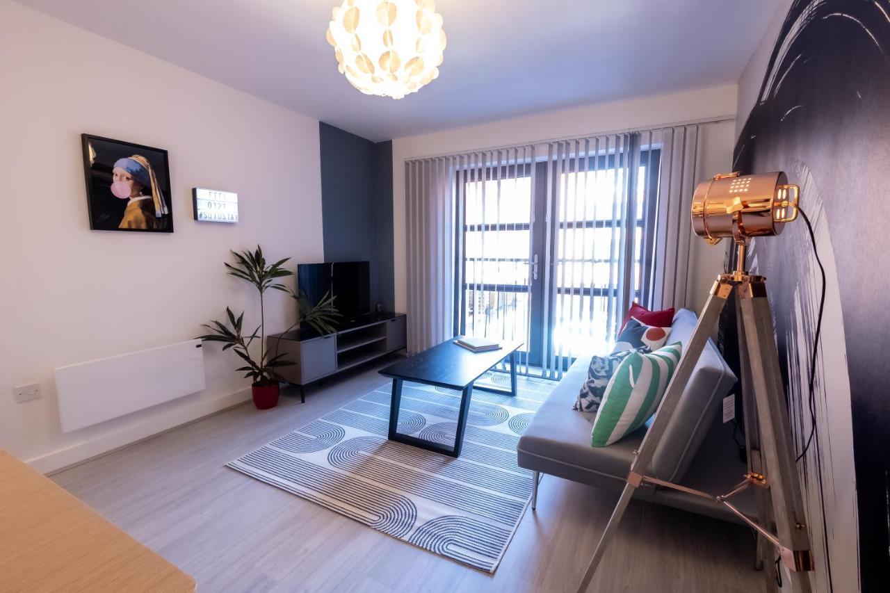 Apartment Whispering Northwood - Premier 1 And 2 Bedroom Near Business District By Sojo