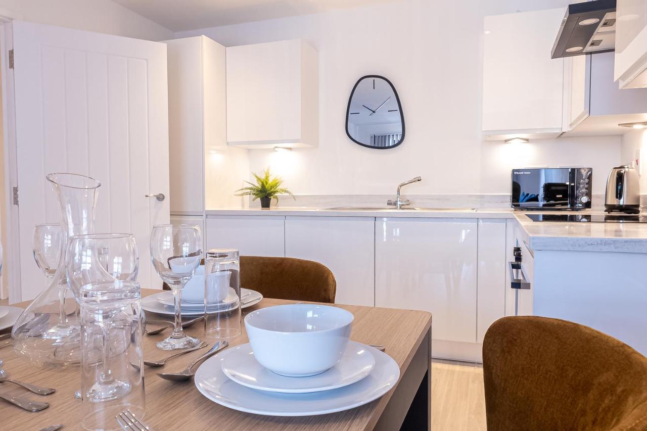 Apartment Whispering Northwood - Premier 1 And 2 Bedroom Near Business District By Sojo *