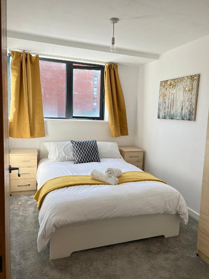 Metropolitan Charm - Elite - Wifi Included - Parking Included Apartment